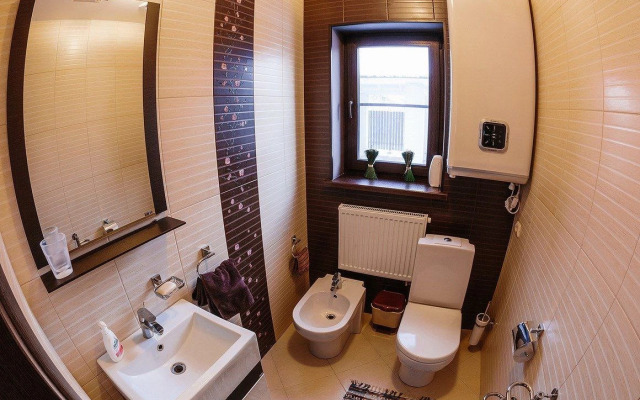 V Orgtrud Private House