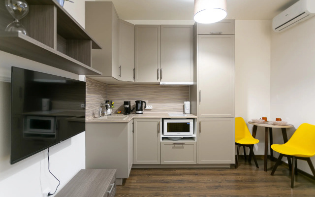 Na Kuznetsovskoy 58k1 Apartments