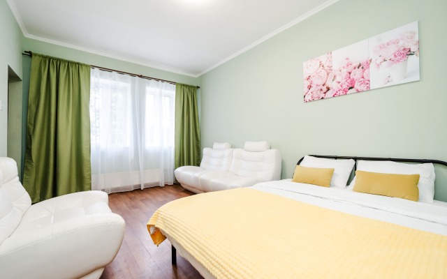 Dom S Basseynom I Saunoy V Khimkakh Starbeevo Private House