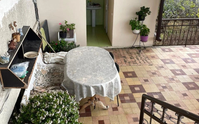 U Dzhulyetty Guest House