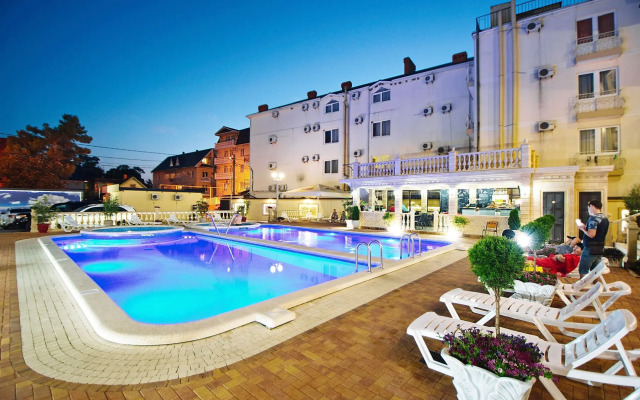 Diva Plaza Hotel