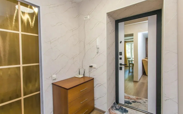 Na Prospekte Okeanskiy 90 Flat