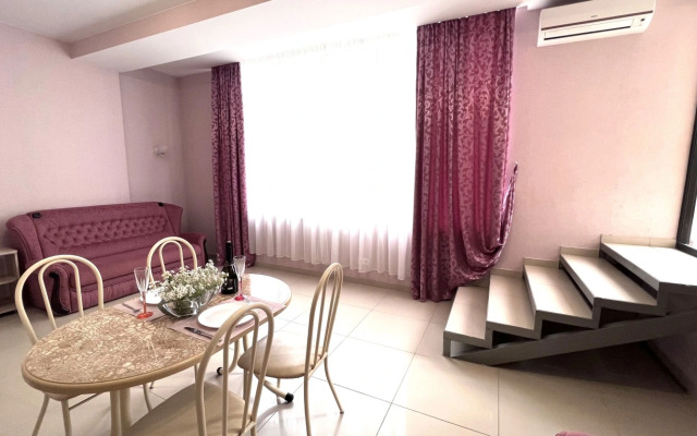 ZHK Kosmos na Avrore Apartments 1