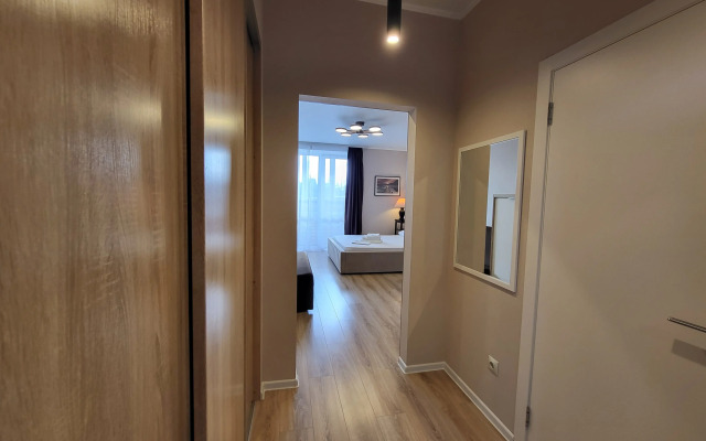 Studiya Vozle Naberezhnoy Flat