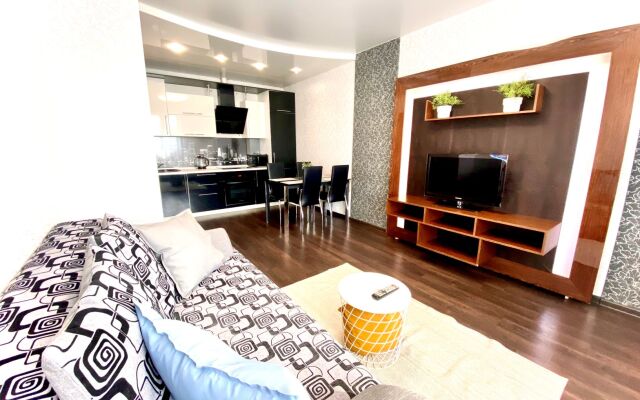 Апартаменты Двухкомнатная Квартира на Притомском