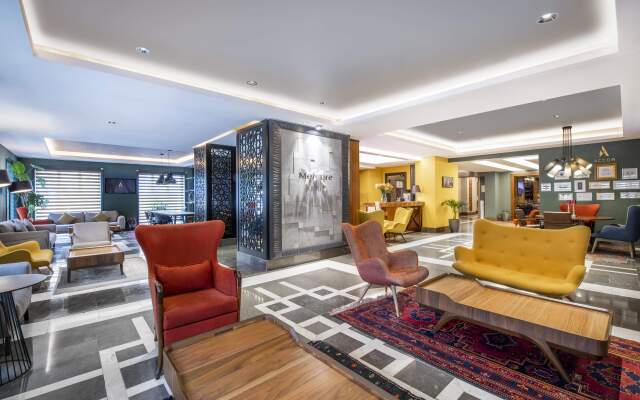 Отель Mercure Tbilisi Old Town