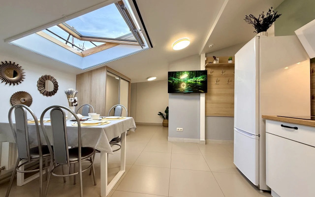 Апартаменты №10 Люкс на мансардном этаже