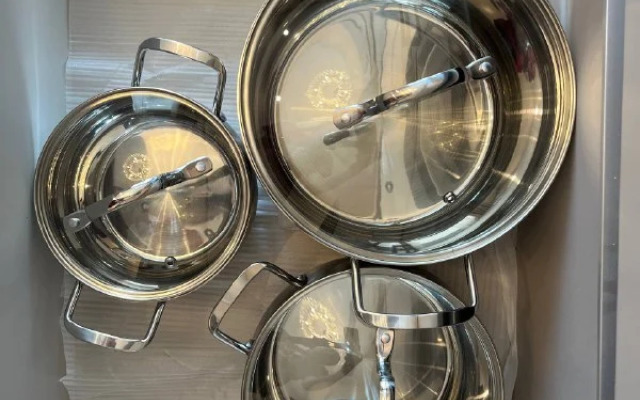 Квартира в центре рядом с метро и лесом