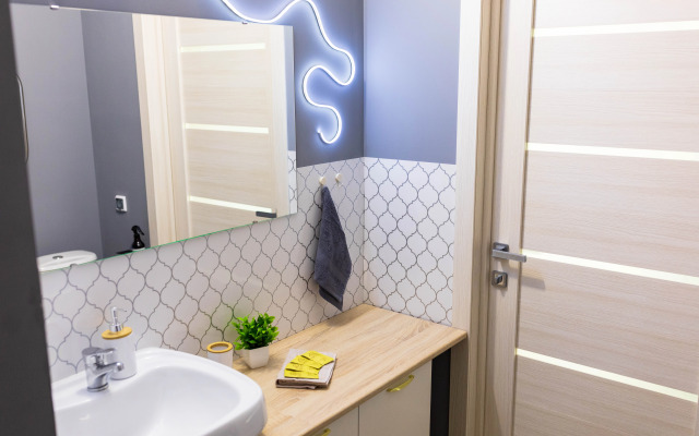 Квартира Уютнaя Совремeнная Стильная Квартира в ЖК Артнова