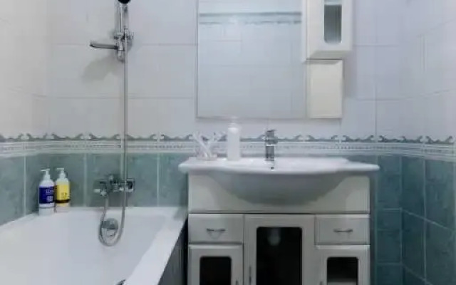 Apartments Standartnye S 3 Spalnyami I Balkonom