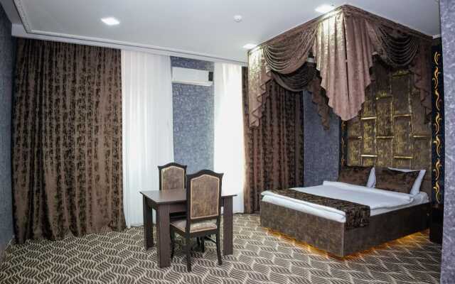 TITANIK Hotel