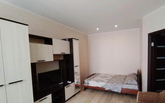 Na Ulitse Revolyutsii 3k1 Flat