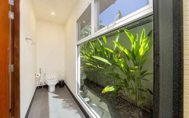 Emilia 3BR Private Pool Naiharn Villa