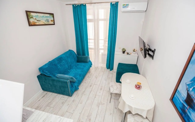 U Morya S Basseinom V Zhk Solnechny/28B Apartments