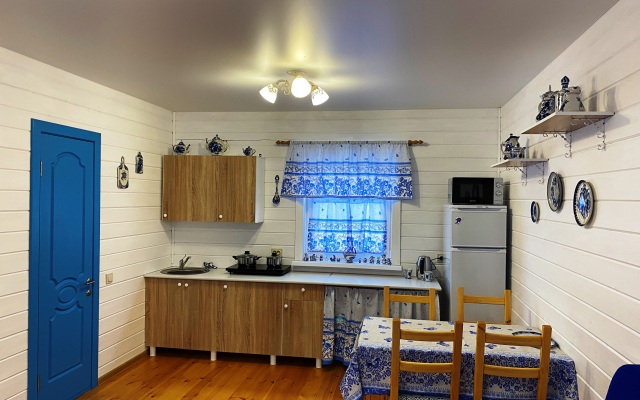 Russkie Suveniryi Guest House