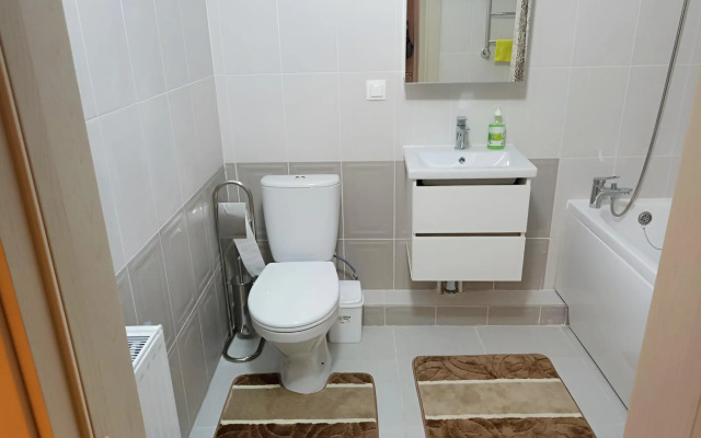 Yevrotreshka (122) Flat