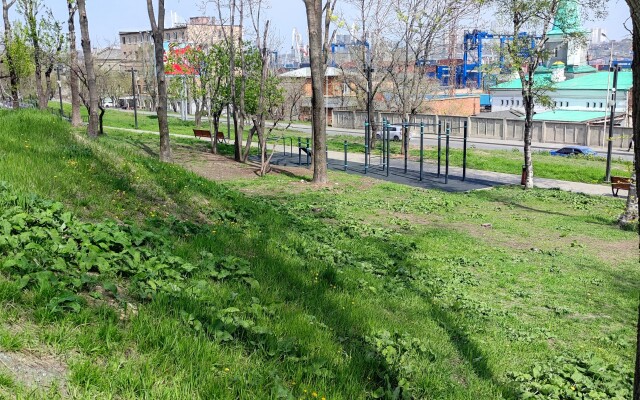 Квартира 3-Комнатная Верхнепортовая 64а