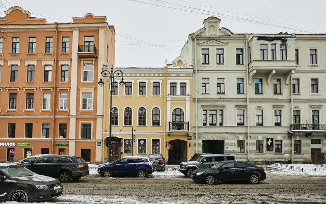 FlatStay Chaykovskogo 6 Apartments