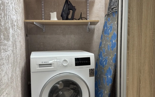 Lyuks Krestki Flat