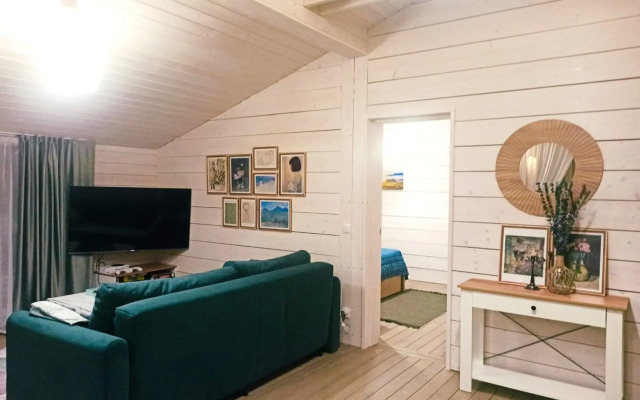 Dubldom U Lesa Private house