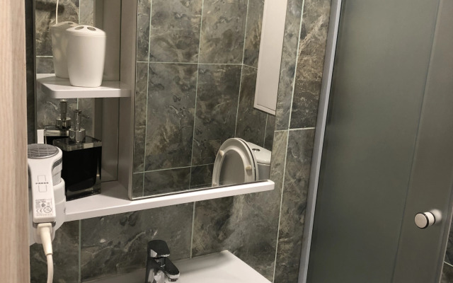 Na Ulitse Lyotchika Ulyyanina 3A Flat
