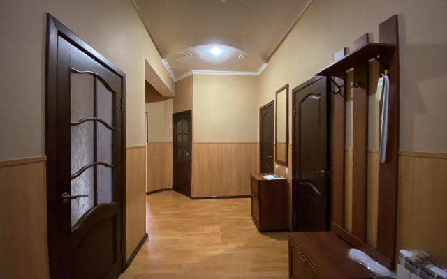 U Parka Kirova Guest House