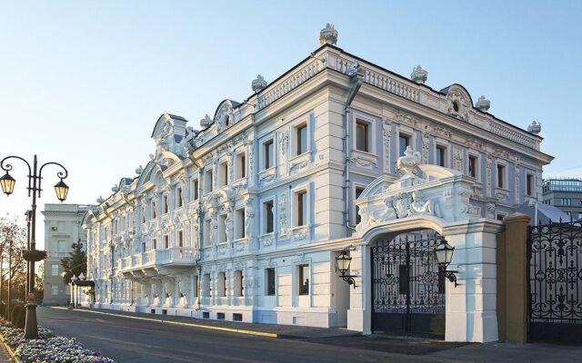 Aleksandrovskiy Sad Lodging House