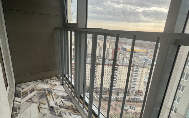 Kvartira Nevabed V Neboskrebe Na 33 Etazhe Flat