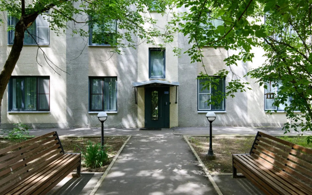 First 4 Apartments
