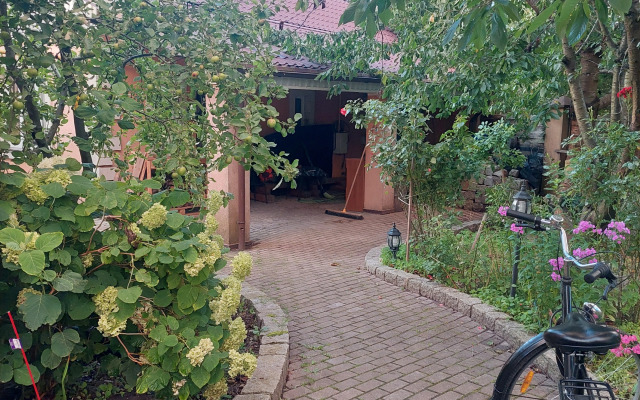 S Baney Private House