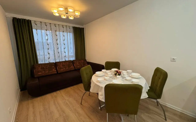 Квартира Уютная с отдельной спальней