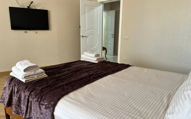 Квартира Уютная на Ирчи Казака