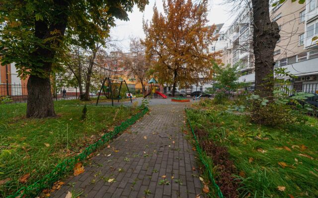 Bol'shaya Tatarskaya Flat