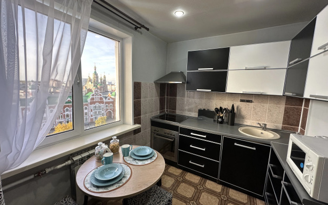V Tsentre S Shikarnym Vidom Na Naberezhnuyu Bryugge Flat