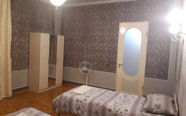 Royal Boutique Hotel on Kievyan Boutique-Hotel