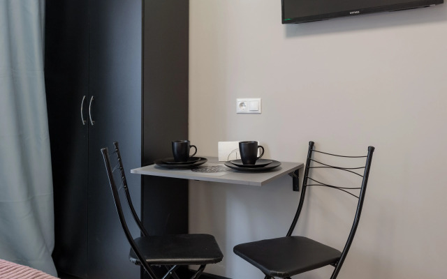 Na P. Romanova 11 Apartments