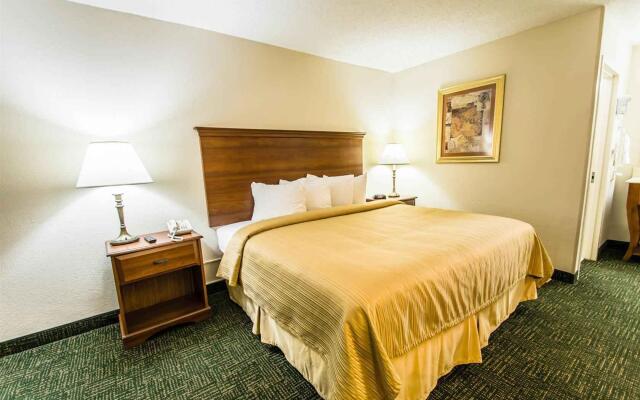 Equus Inn Ocala Hotel