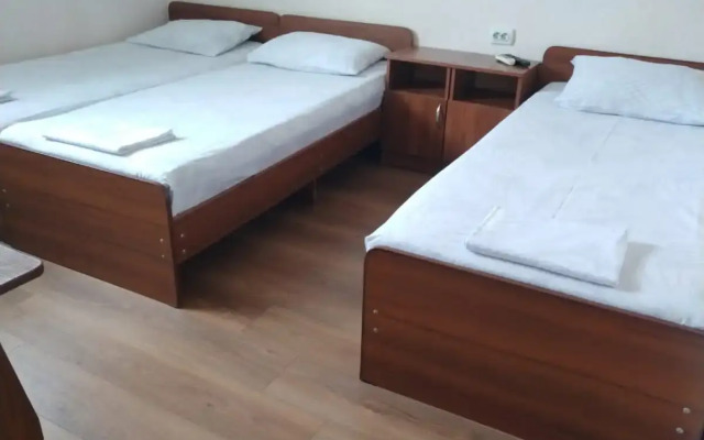 Sverdlova 37 Guest house