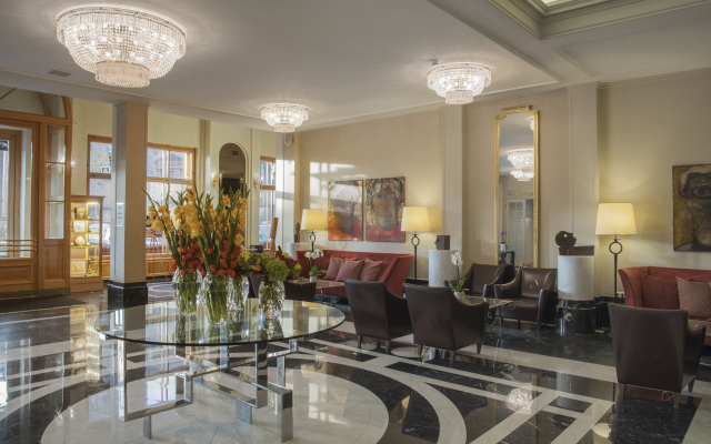 Angleterre Hotel