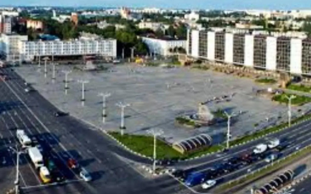 V Tsentre Goroda Apartments