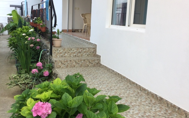 Berezhok Guest House
