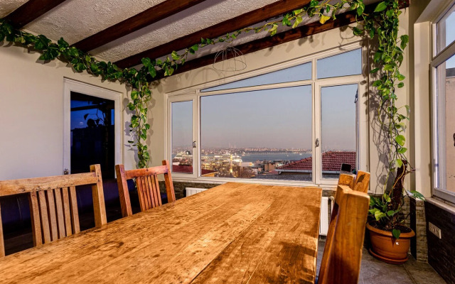 Апартаменты 3 Bedroom Galata Apartment