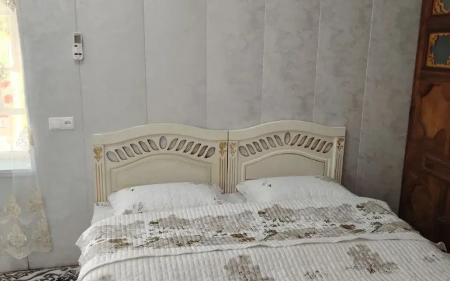 Mokhira Guest House