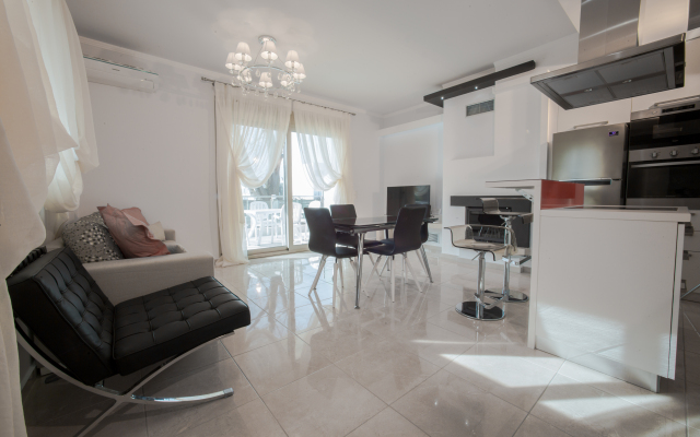 Toroni Luxury Villas - Orange Villa