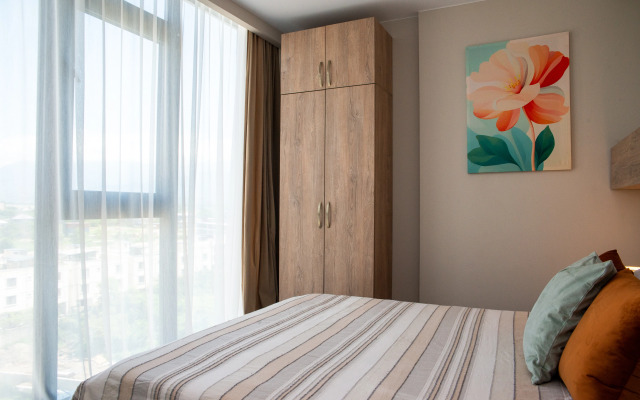 GG Home 1BR in Rainbow with Pool Flat