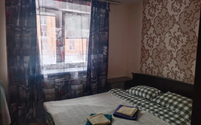 Roskoshnye S Balkonom Na Starateley 15 Apartments