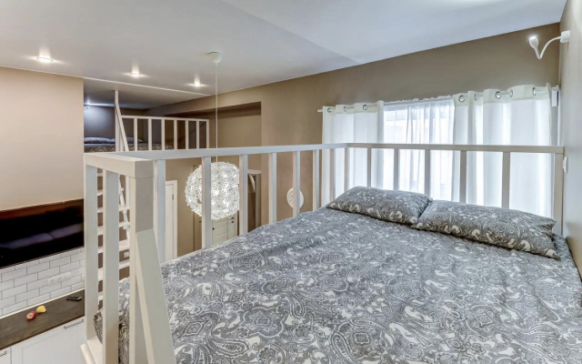 Апартаменты SweetHome на Мойке 40