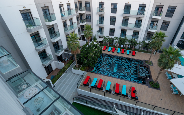 Izzzi Life Mint Apart-Hotel