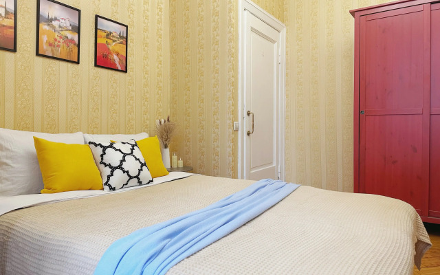 Chetyrekhkomnatnaya Natali Apart V Tsentre Moskvy Flat