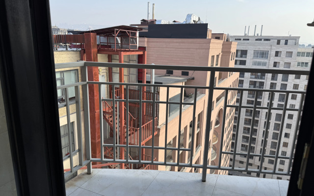 Апартаменты Nice and Cozy in The City Center